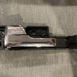 06-12 Ford Fusion Driver Interior Door Handle