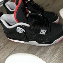 Nike Jordan 4 Size 9 Men