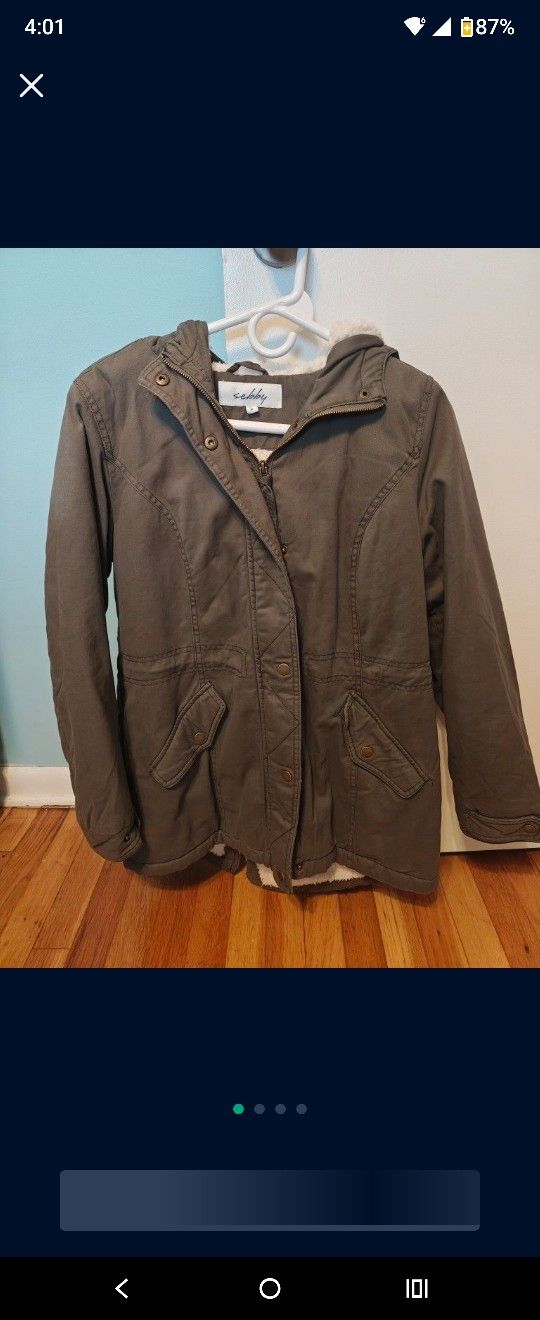 Junior/Women's Winter Coat