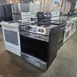 Blow Out Sale Warehouse Full Of Nice Like Brand New Gently Used Refurbished Reconditioned Certified Washer Dryer Refrigerator Oven Stove Stackable 