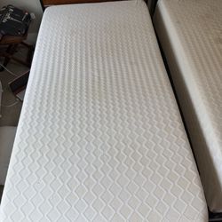 2 Twin Beds for sale