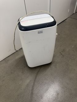 Black+Decker Portable Air Conditioner / Dehumidifier