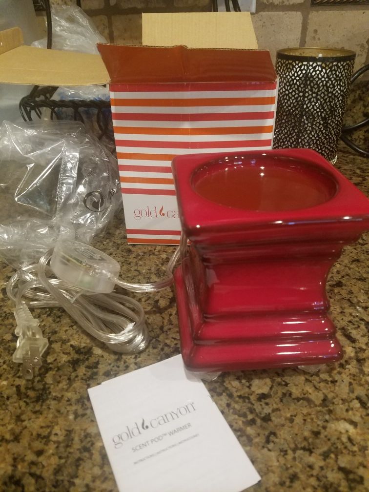 Gold Canyon warmers Red & Black