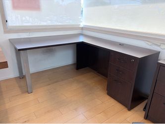 Office Desks