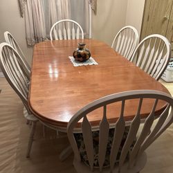 Sturdy Beautiful OAK Kitchen Table