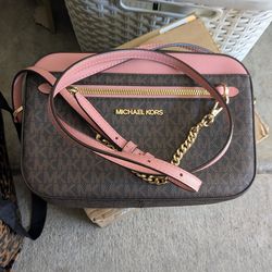 Michael Kors crossbody bag
