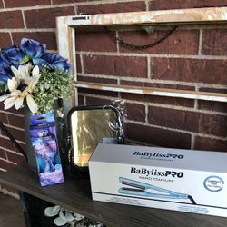 Waver, Mirror, And Brush Set 