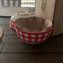 Pioneer Women New - Bowls 