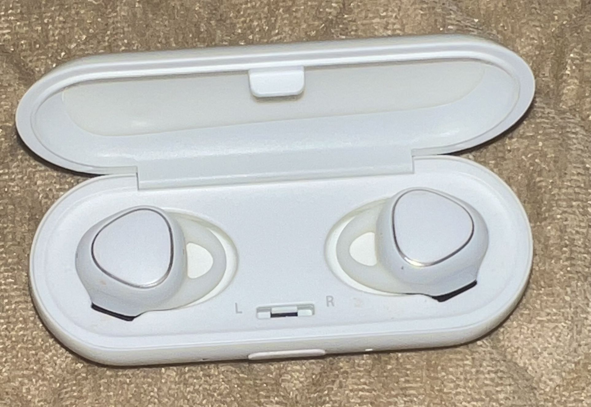 Original Samsung AirPods 