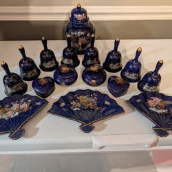 vintage cobalt blue porcelain pieces