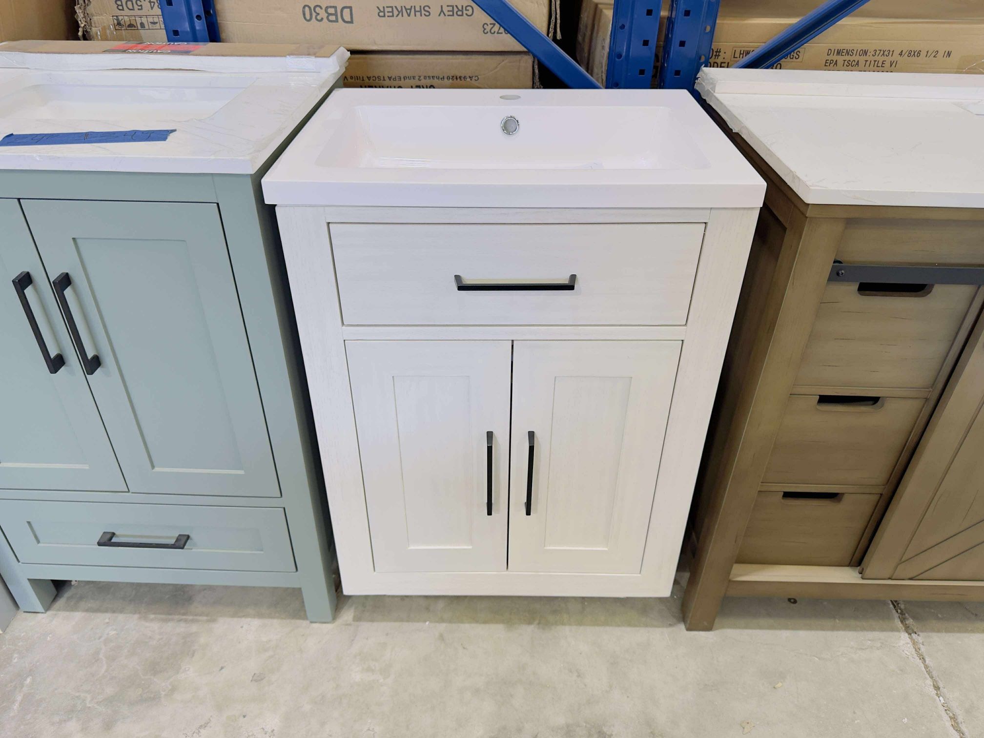 24" SINGLE BATHROOM VANITY IN WHITE COLOR $319