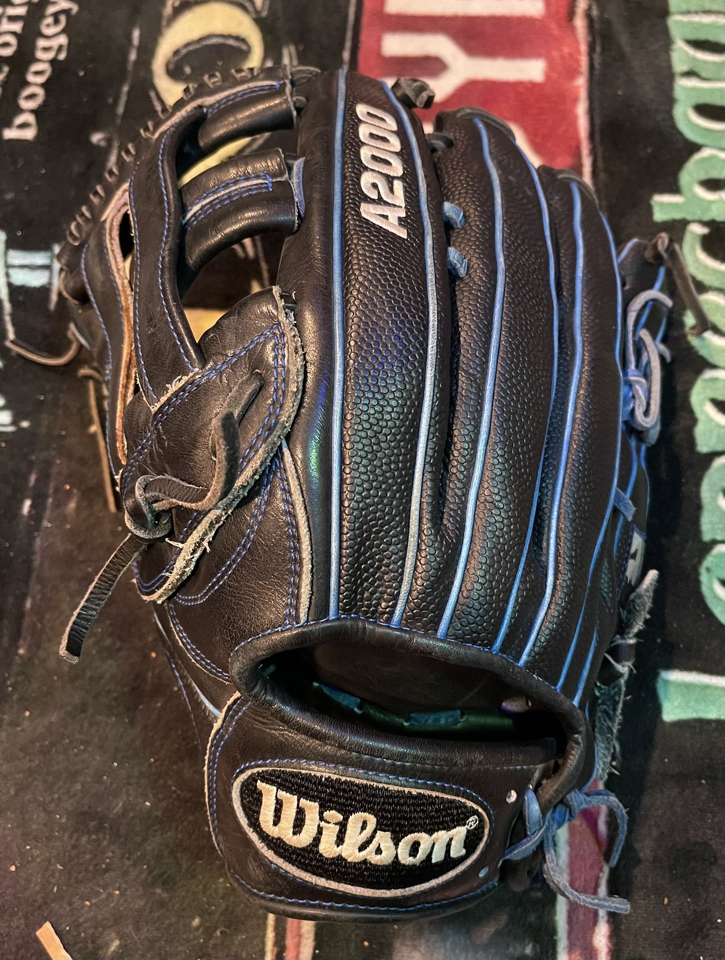 Wilson A2000 Left Handed Glove