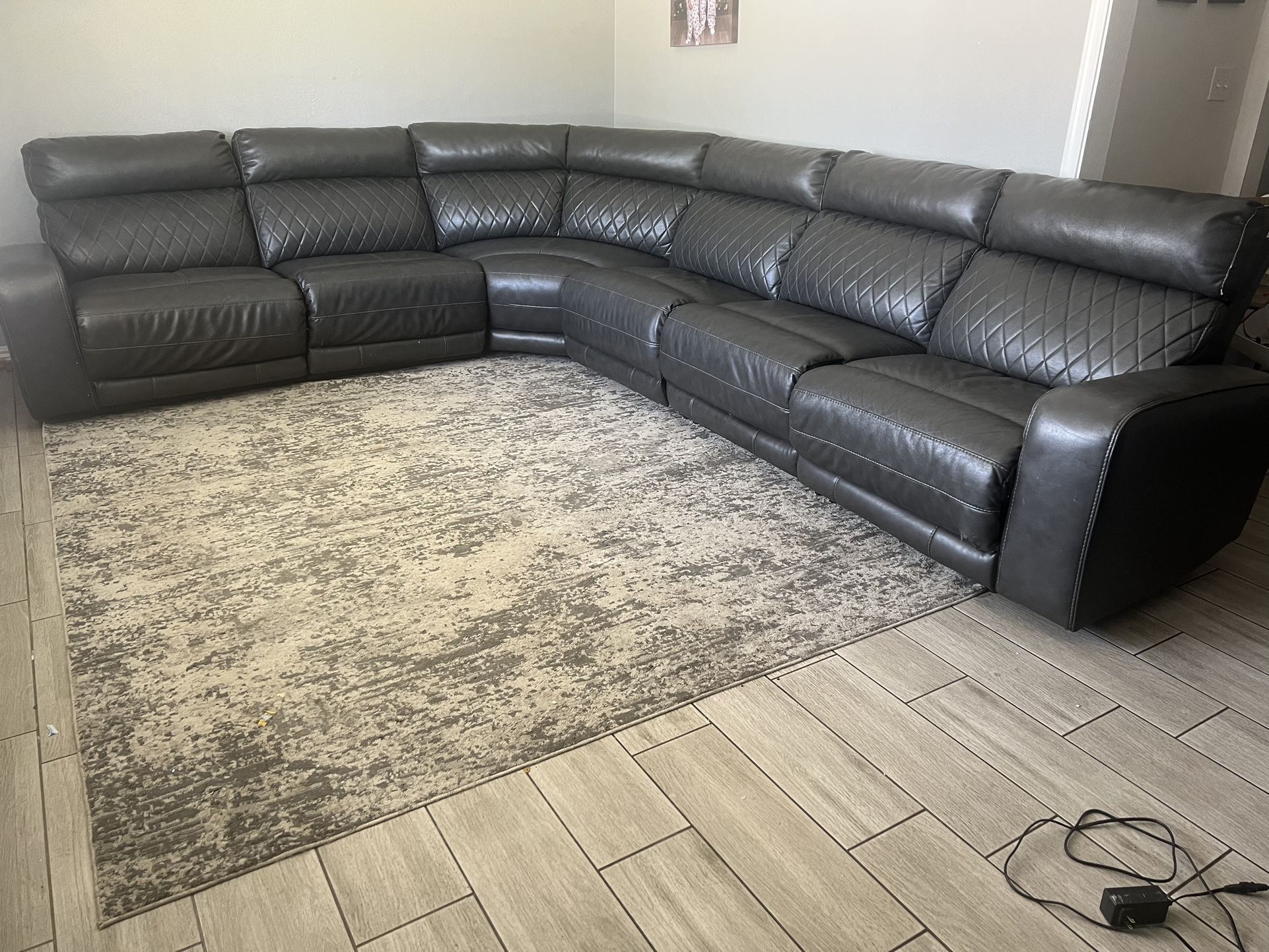 Leather Recliners 