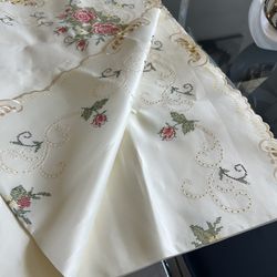 Mantel Bordado Para Mesa De Ocho Sillas