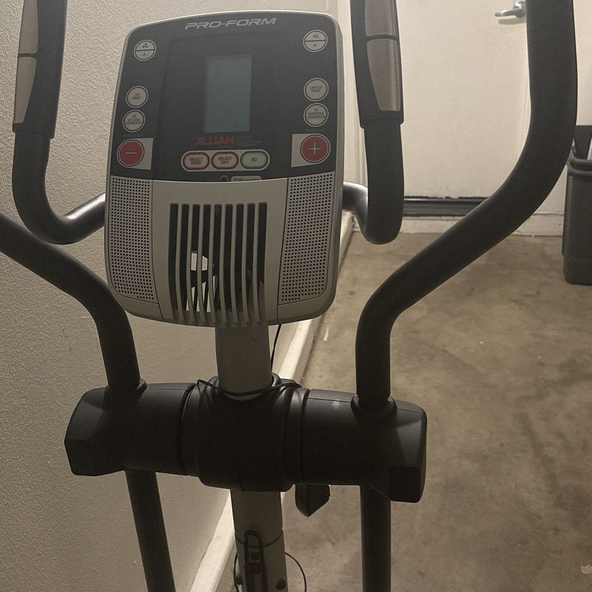 Jillian Michaels Pro Form Elliptical for Sale in Rancho Cucamonga CA OfferUp