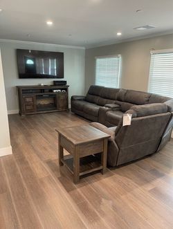 Ashley 6-piece Reclining Sectional