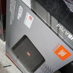 JBL 400/4 Brand New 4 Channel Amplifier 