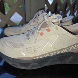 Sketchers New Glide Step Syep Ins