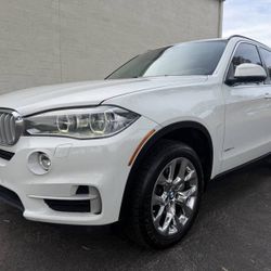 2014 BMW X5 xDrive50i
AWD xDrive50i 4dr SUV