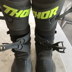 Thor Boots size10