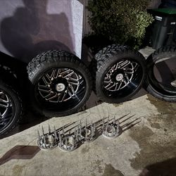 22 “Hostile Off Road Rims With Adapters 