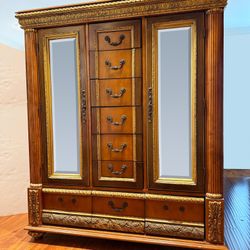 Pulaski BELLISSIMO Armoire Cabinet STUNNING Ornate Renaissance Baroque