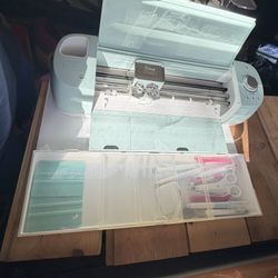 Cricut Air2 And Accessories For Sale