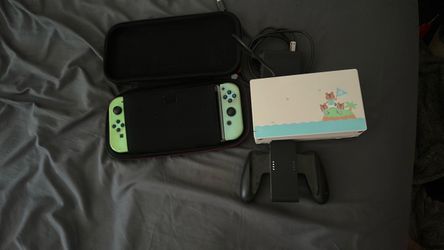 Nintendo Switch Animal Crossing Edition Bundle