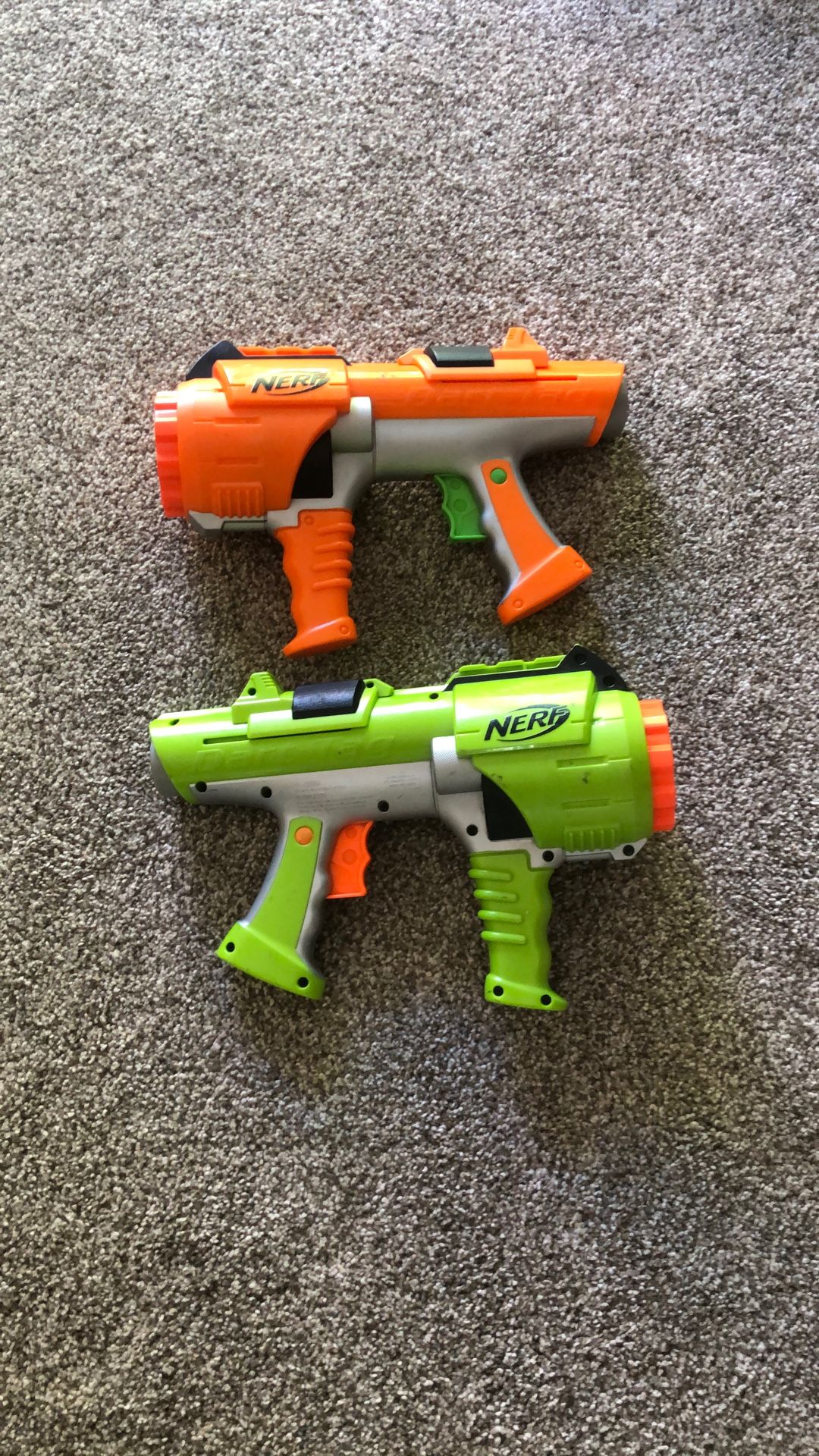 Bundle Of 2 Nerf Blasters