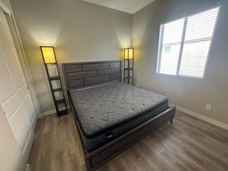 King Bed Set with nightstands