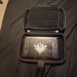 Nintendo 3ds LL - (Japan) (Modded) Comes With Charger!!