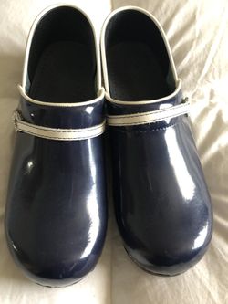 Sanita Clogs