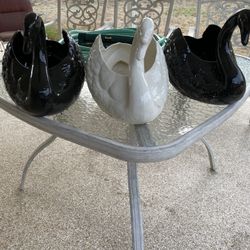 3 Swan Plant Holders