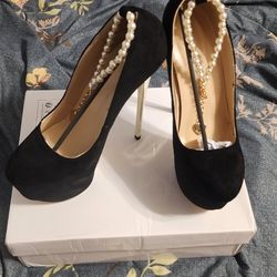 NEW Black High Heels (Size 8 1/2)