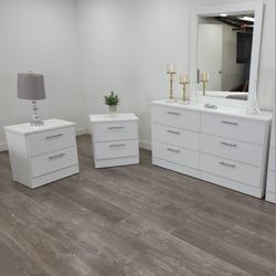 Cómoda Con Espejo Y 2 Mesas De.noche