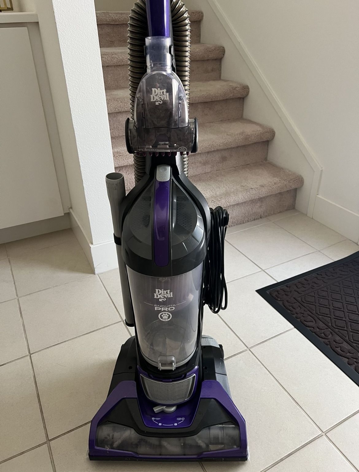 Dirt devil Vacuum