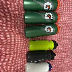 Sports Squeeze Bottles