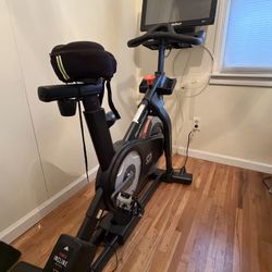 NordicTrack NTEX02121 Commercial S22i Studio Cycle Exercise Bike