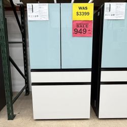 Bespoke Glass Refrigerador 4 Doors 