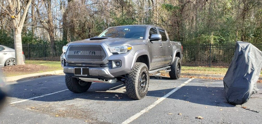 2017 Toyota Tacoma