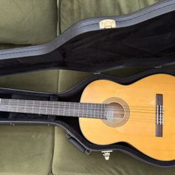Yamaha CG172-SF Nylon String Flamenco Guitar Like New