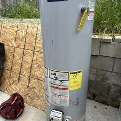 40 Gallons Hot Water Heater 