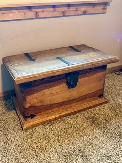 Solid wood chest
