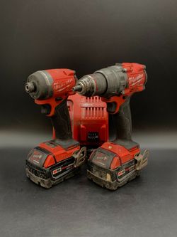 MILWAUKEE DRILL/IMPACT SET #35174