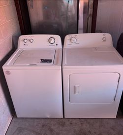 White Amana Washer And Roper Electric Dryer