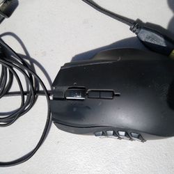 Razer Naga Wired Gaming Mouse (not Rgb)