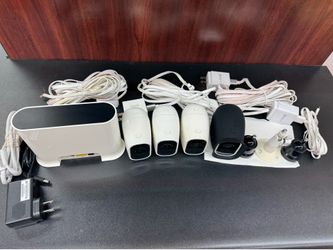 Arlo Cameras set of 4 with base