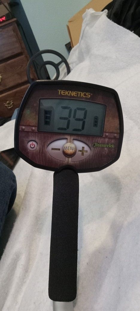 Tektroniks Metal detector