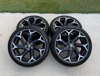 Toyota Corolla wheels and tires 18s
