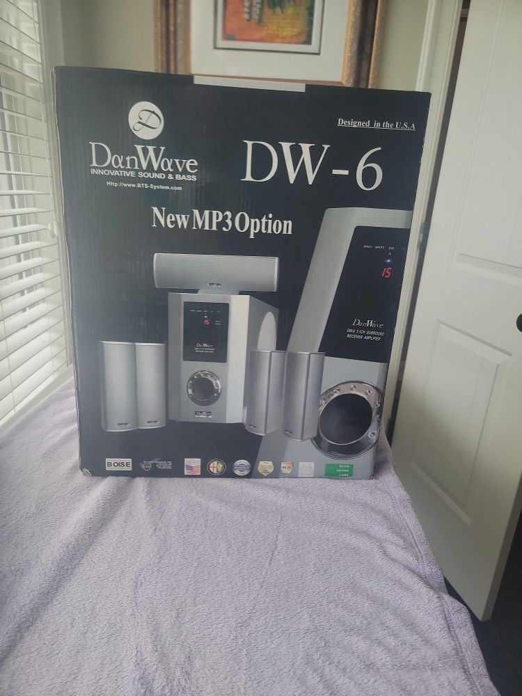 DanWave Powered Home Theater System